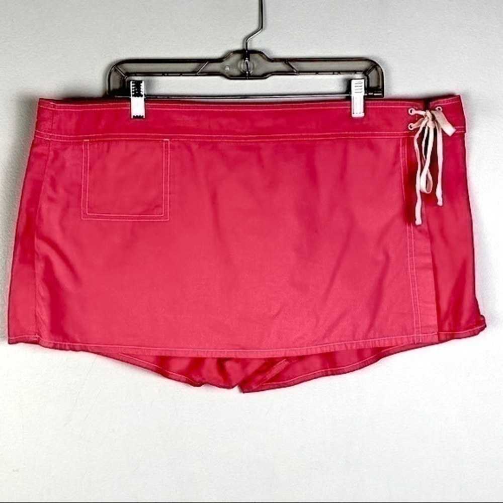 CATALINA pink with white stitching short skort in size 2X. EUC